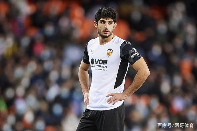 瓦伦西亚发布备战花絮，关键时刻扳平良机，英超任务艰巨，纪律约束更严格 -凯时在线入口