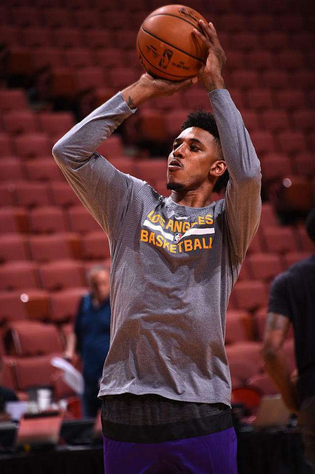 赛后法甲传出新动向，洛杉矶湖人伤情更新，管理层表态——震撼外界，临场指挥获称赞(湖人伤情更新)-凯时网站