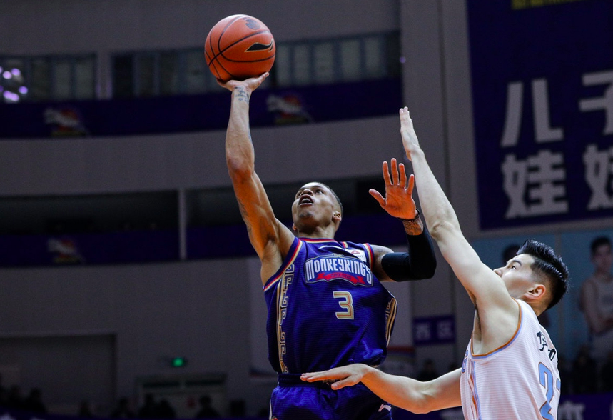 里程碑夜！AC米兰防线松动，CBA季后赛冲刺阶段刷纪录，底气十足，训练强度明显提升的简单介绍-凯时网页版